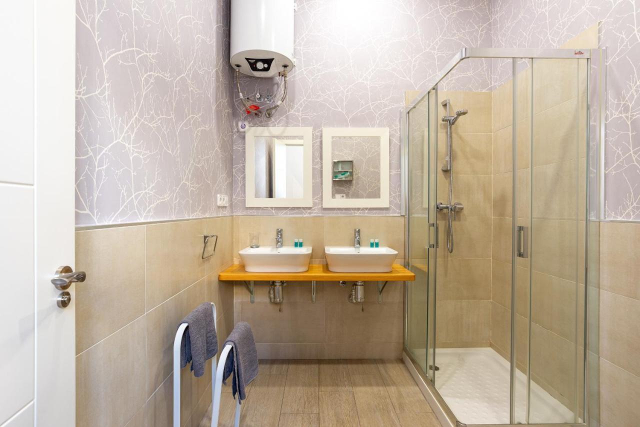 Urbe10 Angel Suites 1 Bedroom Apartment 3C มาลากา ภายนอก รูปภาพ