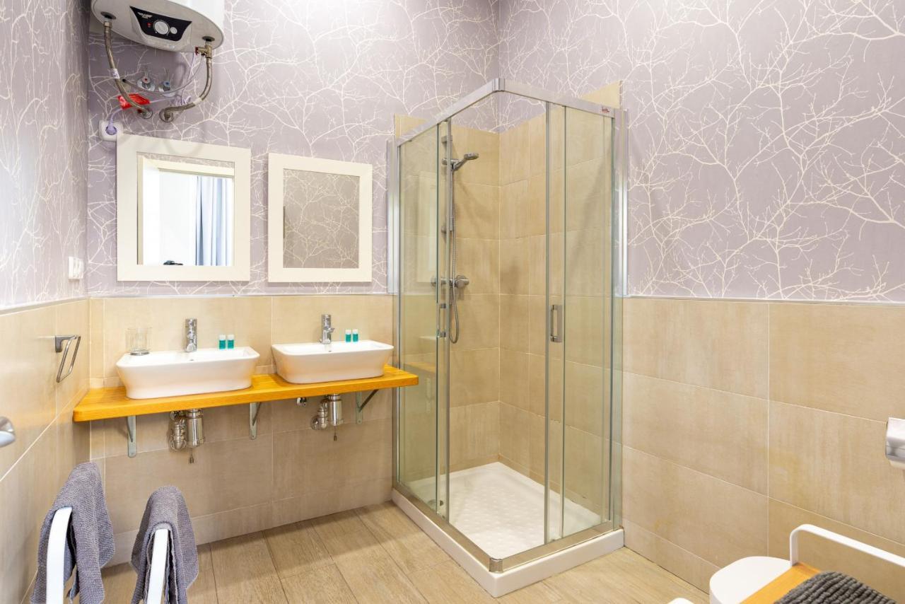 Urbe10 Angel Suites 1 Bedroom Apartment 3C มาลากา ภายนอก รูปภาพ